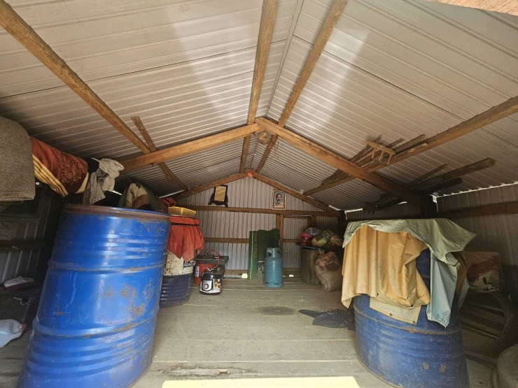 Bên trong nhà phao những ngày bình thường. Ảnh: H. Sâm