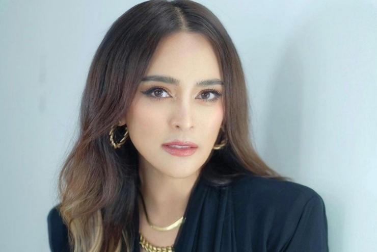 Trước đó, Nana Rybena công khai thừa nhận vỡ nợ.