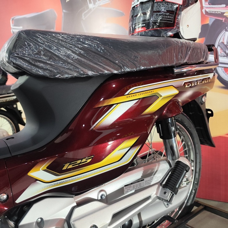 Honda Dream bản mới 2026 về Việt Nam với giá trên 100 triệu đồng - 3