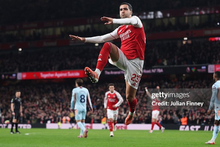 Trực tiếp bóng đá Arsenal - Brentford: Xà ngang cứu thua cho  " Pháo thủ "  (Ngoại hạng Anh)