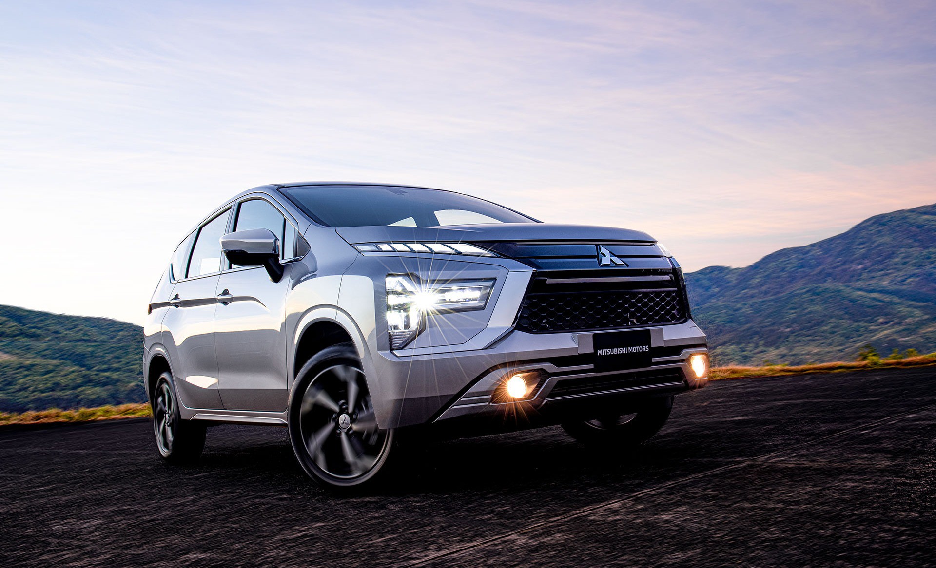 So sánh các phiên bản Mitsubishi Xpander: Đâu là lựa chọn phù hợp? - 1