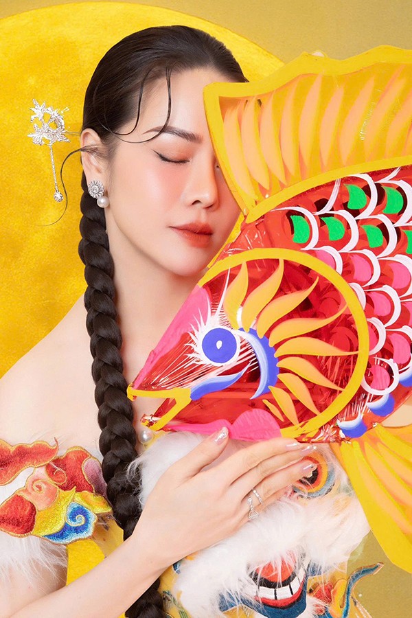 Sau thời gian dài ly hôn, Nhật Kim Anh vẫn kín tiếng về chuyện tình cảm.