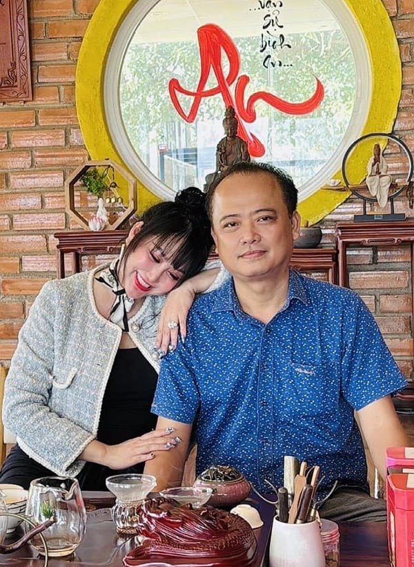 Phi Thanh Vân và chồng thứ 3, doanh nhân ngành xây dựng