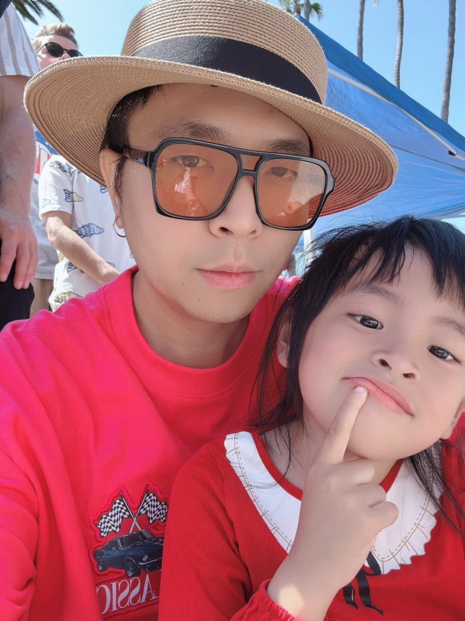 Anh Khang và con gái 5 tuổi.