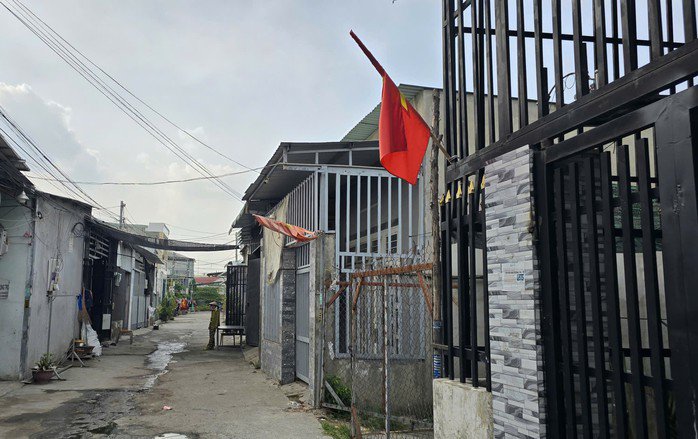 Gần 50 căn nhà được xây dựng trên đất người khác