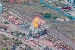 Thế giới - Ukraine không kích trung tâm điều khiển UAV của Nga ở Vovchansk