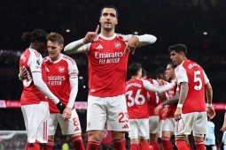 Kết quả bóng đá Arsenal - Brentford: Nhân tố khác biệt, 1 bàn 1 kiến tạo (Ngoại hạng Anh)