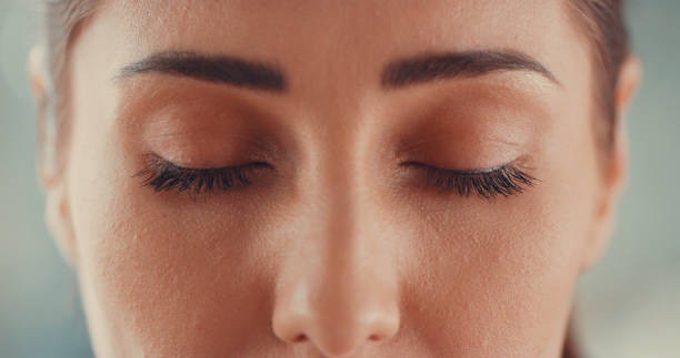 Chỉ nhìn lông mi có thể phát hiện 4 vấn đề sức khỏe đáng lo ngại - 3