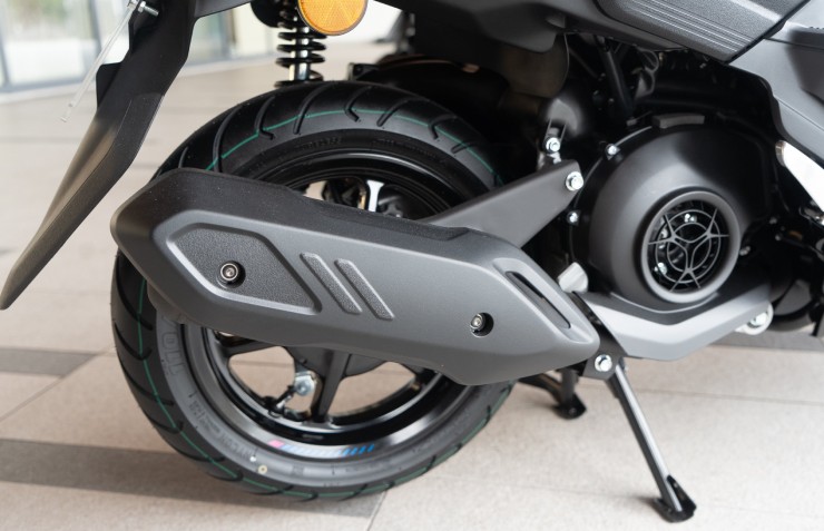 Ra mắt xe ga Yamaha mới, sánh cạnh Hoda Vision - 3