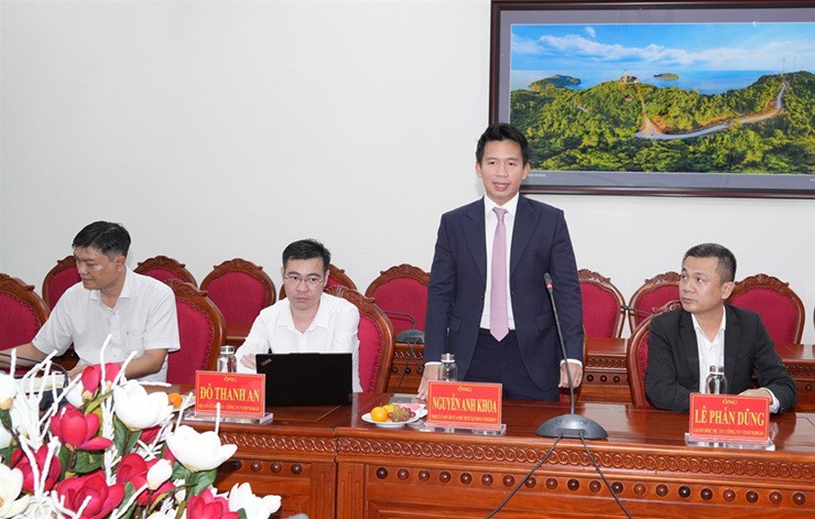 Ông Nguyễn Anh Khoa trong buổi làm việc với UBND tỉnh Cà Mau hồi giữa tháng 11 - Ảnh: camau.gov.vn