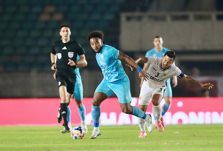 Xuân Son hồi sinh mạnh mẽ: 4 bàn sau 2 trận, ĐT Việt Nam & Nam Định "sướng rơn" - 2