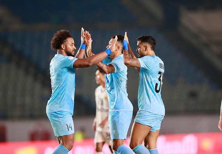 Xuân Son hồi sinh mạnh mẽ: 4 bàn sau 2 trận, ĐT Việt Nam & Nam Định "sướng rơn" - 9