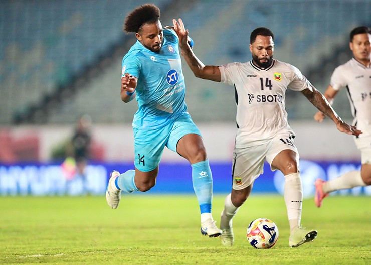 Xuân Son hồi sinh mạnh mẽ: 4 bàn sau 2 trận, ĐT Việt Nam & Nam Định "sướng rơn" - 3