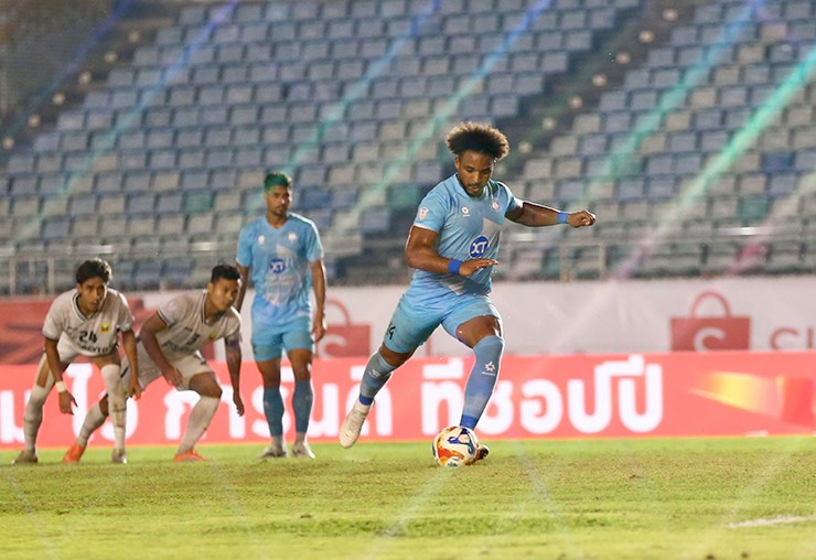 Xuân Son hồi sinh mạnh mẽ: 4 bàn sau 2 trận, ĐT Việt Nam & Nam Định "sướng rơn" - 6