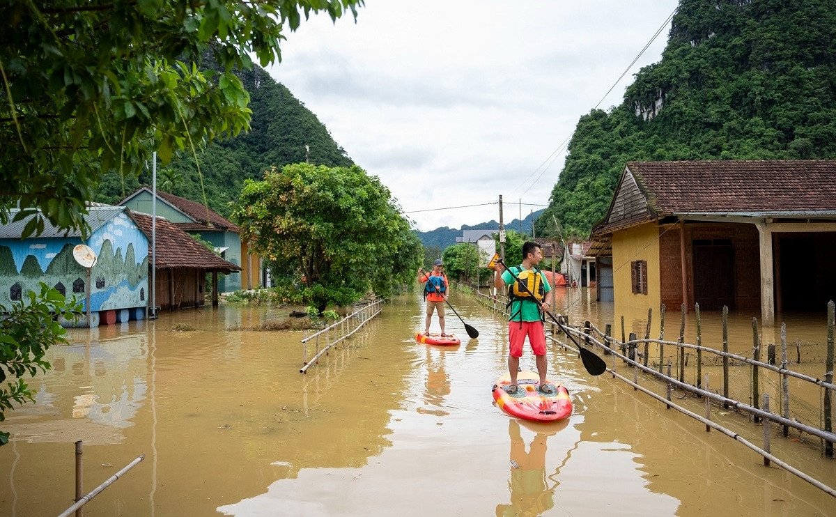 Nhiều nhà phao trở thành các homestay đón khách du lịch. Ảnh: Oxalis