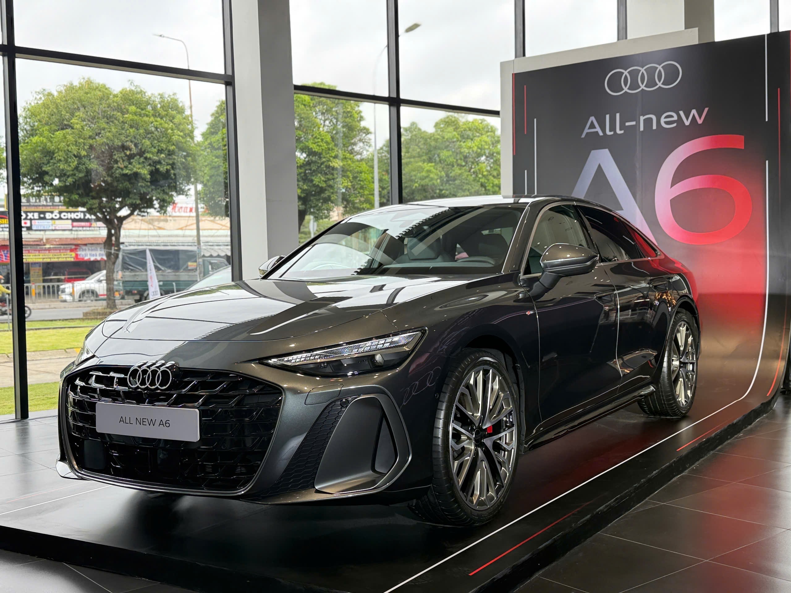 Audi A6 thế hệ mới tại Việt Nam có giá từ 2,8 tỷ đồng - 2