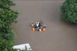 Xã có hơn 1.000 hộ dân bị ngập nhìn từ trên cao