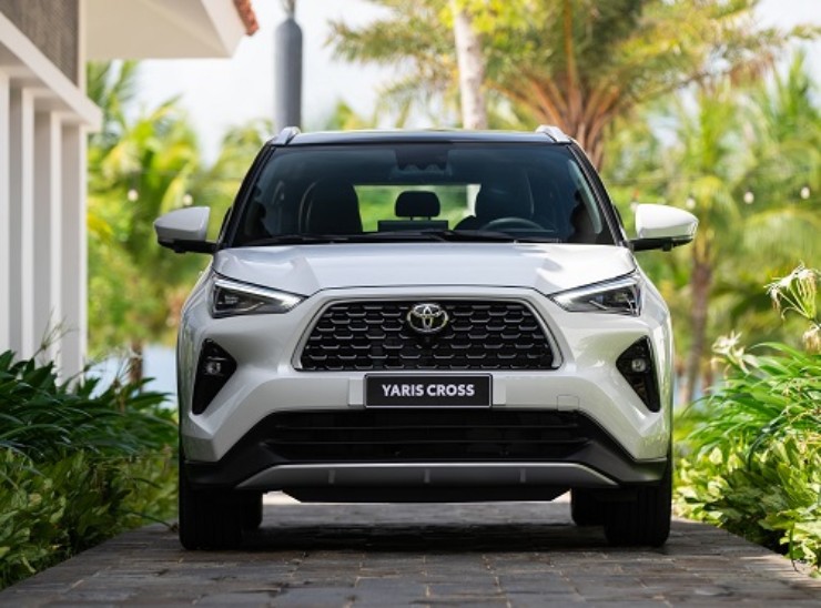 HR-V Magic Seats gập 6 kiểu chứa cả xe đạp, Yaris Cross khoang nhỏ ra sao? - 9