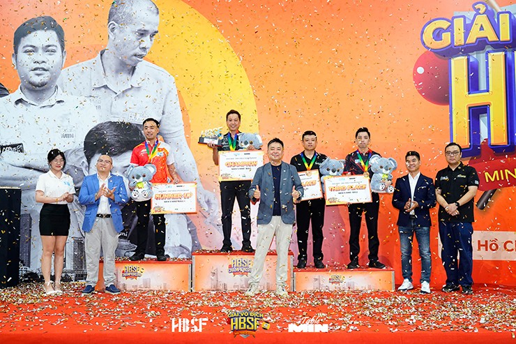 Hoàng "Sao" thống trị nội dung pool 9 bi nam