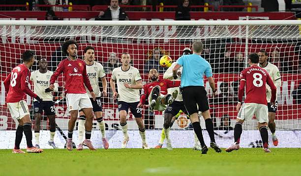 Trực tiếp bóng đá MU - West Ham: Fernandes vô-lê hỏng ở phút 90+5 (Ngoại hạng Anh) (Hết giờ) - 4