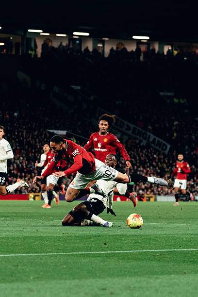 Trực tiếp bóng đá MU - West Ham: Fernandes vô-lê hỏng ở phút 90+5 (Ngoại hạng Anh) (Hết giờ) - 5