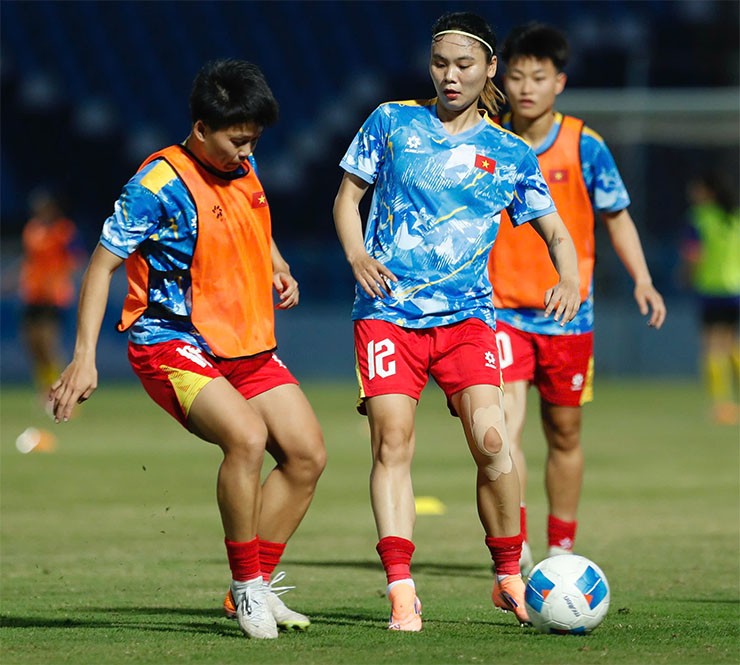 Trực tiếp bóng đá ĐT nữ Việt Nam - Malaysia: Không có bàn thứ 8 (SEA Games) (Hết giờ) - 14