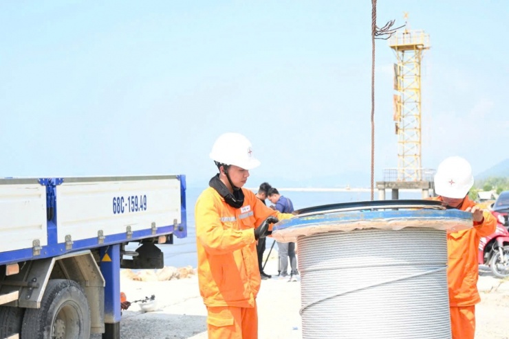 Tin vui cho người dân Phú Quốc sau sự cố đứt cáp ngầm - 9