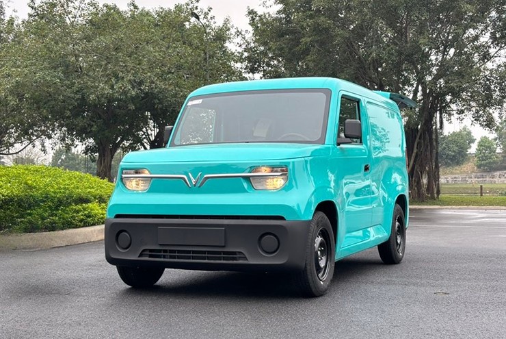 Ảnh thực tế VinFast EC Van bản thương mại, sẵn sàng để bàn giao