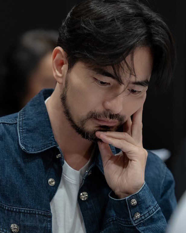 Lisa, Ma Dong Seok và Lee Jin Wook trong buổi đọc kịch bản. Ảnh: News1.