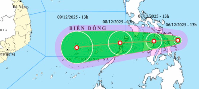 Dự báo hướng di chuyển của áp thấp nhiệt đới lúc 13 giờ ngày 16-12. Ảnh: Trung tâm Dự báo khí tượng thủy văn quốc gia