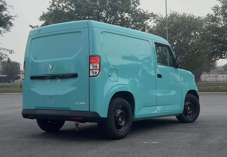 EC Van là mẫu xe chở hàng đầu tiên của VinFast
