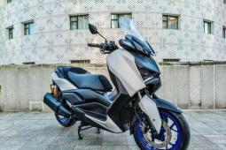 Xe tay ga 300cc thiết kế, trang bị như XMAX 300, giá bán chỉ ngang SH 160