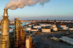 Kinh doanh - Sau cú siết của Mỹ, dầu Nga vào Ấn Độ ra sao?