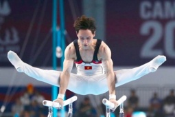 Thể thao - "Nam thần" thể dục Đinh Phương Thành &amp; cơ hội viết tiếp kỷ lục ở SEA Games 33