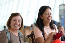 Việt Nam đón trên 19 triệu lượt khách quốc tế, phá vỡ mọi kỷ lục