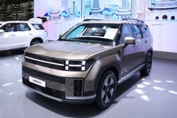 Tin tức ô tô - Santa Fe Hybrid "made in Việt Nam" mở bán tại Thái Lan, tiết kiệm nhiên liệu hơn cả Accent