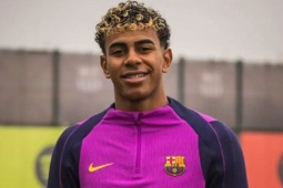 Tin mới nhất bóng đá trưa 6/12: Yamal đoạt danh hiệu cầu thủ hay nhất La Liga tháng 11