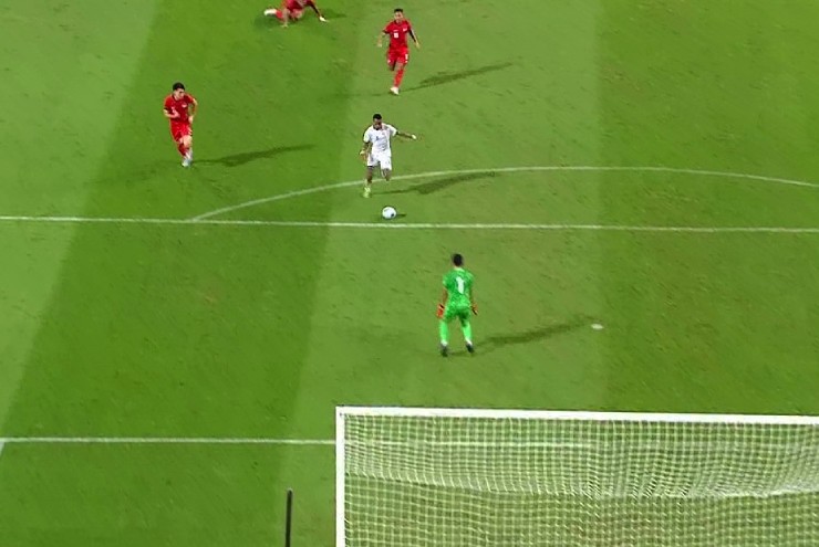 U22 Singapore bị ngược dòng ngay trong hiệp một