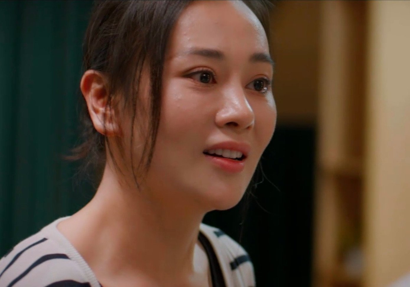 Gió ngang khoảng trời xanh gây nhiều tranh cãi.