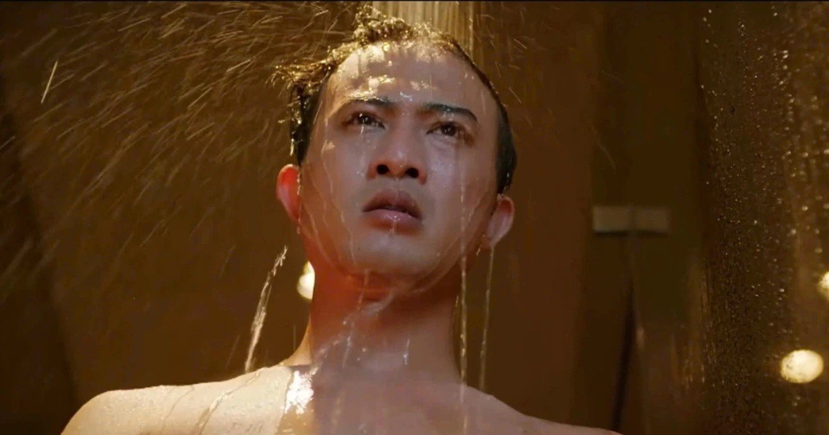 Gió ngang khoảng trời xanh gây nhiều tranh cãi.