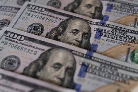 Đồng USD hạ nhiệt trước thềm quyết định lãi suất của Fed