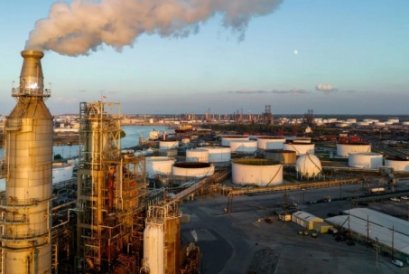 Sau cú siết của Mỹ, dầu Nga vào Ấn Độ ra sao?