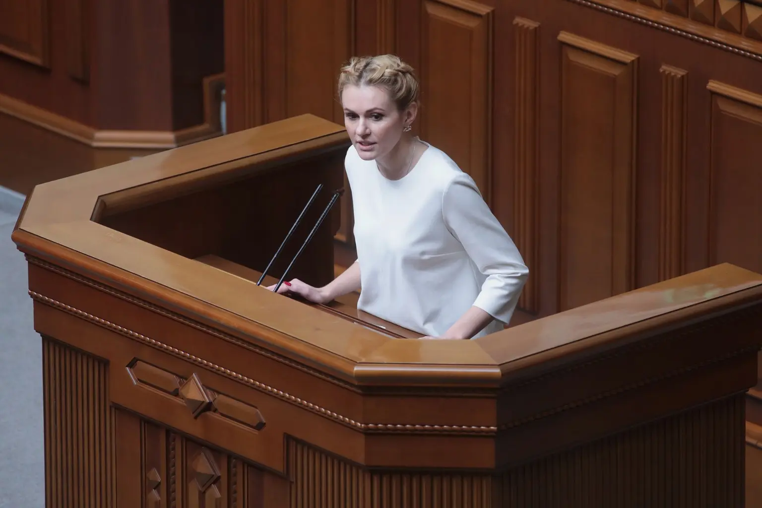 Nghị sĩ Ukraine Anna Skorokhod phát biểu trong phiên họp Quốc hội vào năm 2021. Ảnh: Ukrinform.