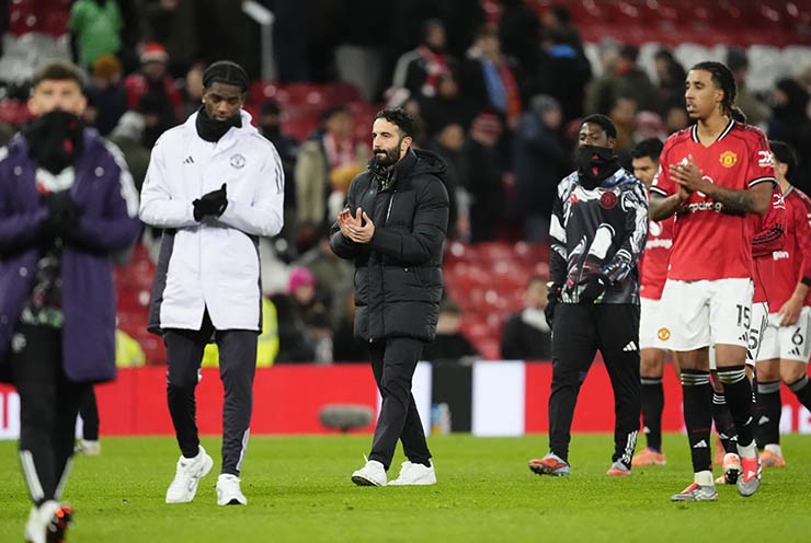 MU đánh rơi chiến thắng trước West Ham