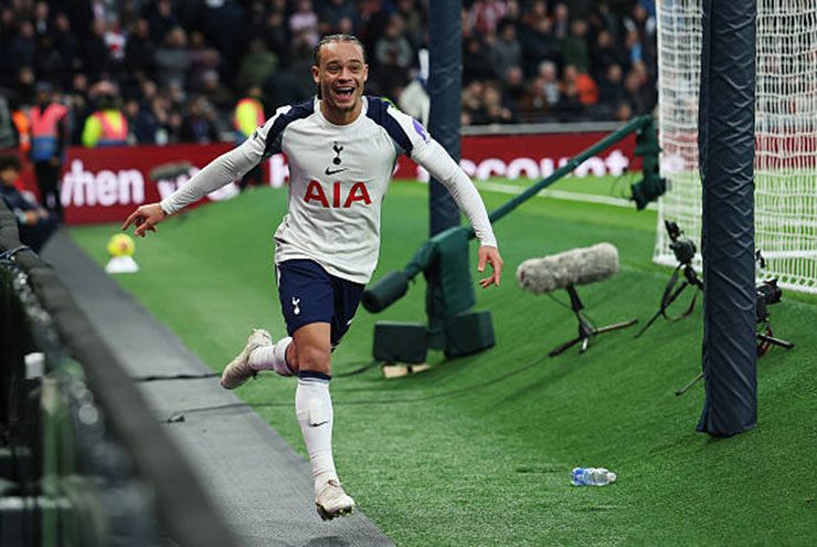 Kết quả bóng đá Tottenham - Brentford: Xavi Simons tưng bừng giải hạn (Ngoại hạng Anh) - 1