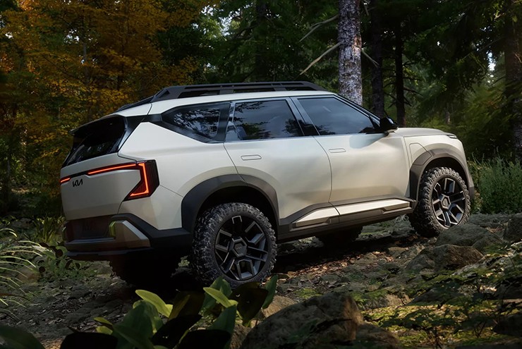 Kia chưa xác nhận liệu sản xuất thương mại concept này, nhưng nếu nhiều khách hàng quan tâm, Kia EV5 Weekender sẽ có mặt tại các thị trường xe điện trọng điểm của thương hiệu.
