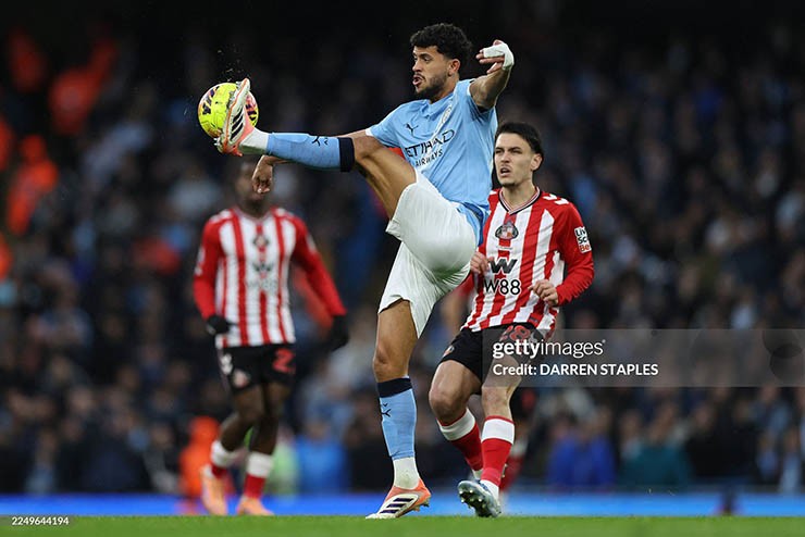 Trực tiếp bóng đá Man City - Sunderland: Đội khách nhận thẻ đỏ trực tiếp (Hết giờ) - 4