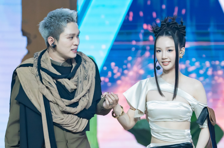 Trấn Thành khóc sau chia sẻ của B Ray.