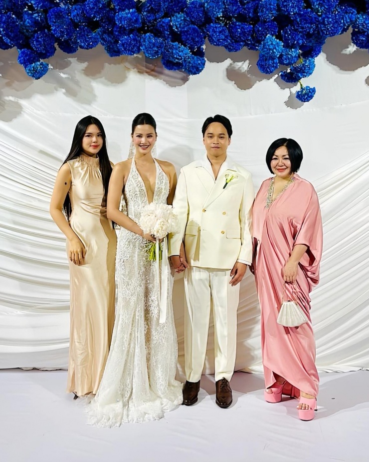 Vợ chồng Khánh Vân và dàn hoa hậu dự cưới Hương Ly - 6