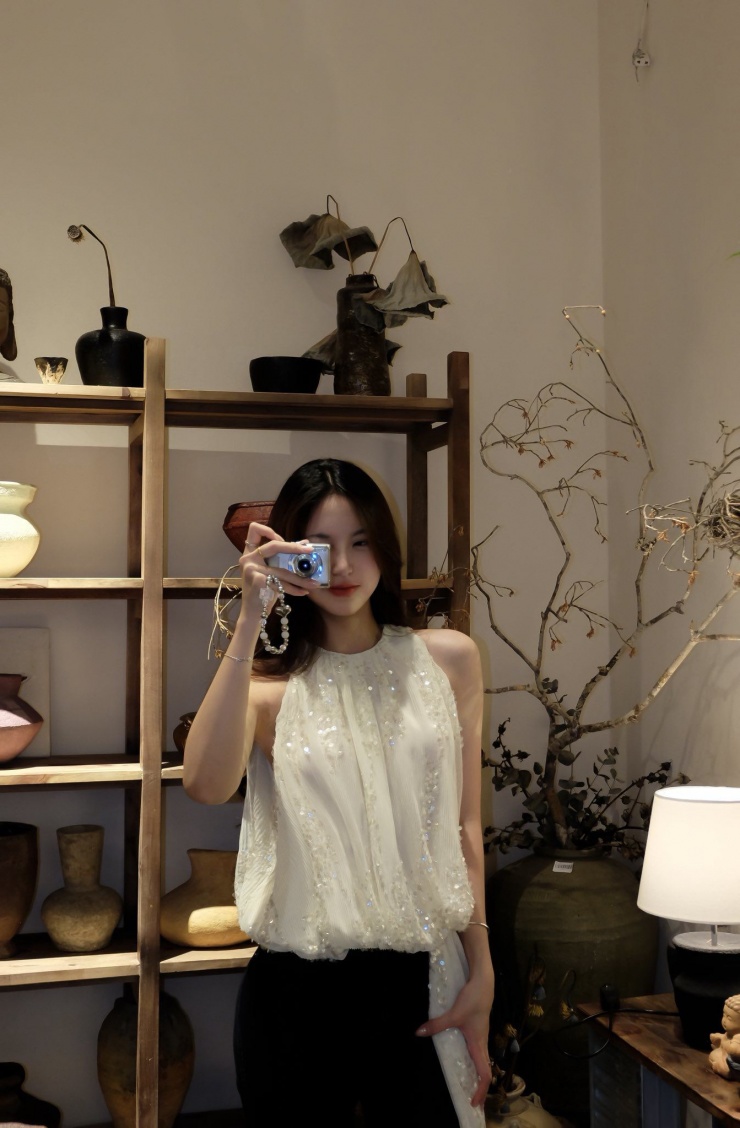 Sắc vóc đời thường của thí sinh Đỗ Thùy Linh.